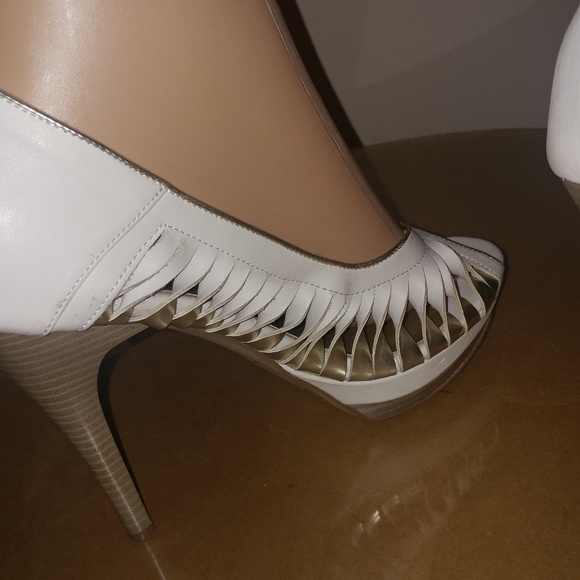 Spring ✴ twisted platform gold / white heels 👠 - Picture 7 of 8